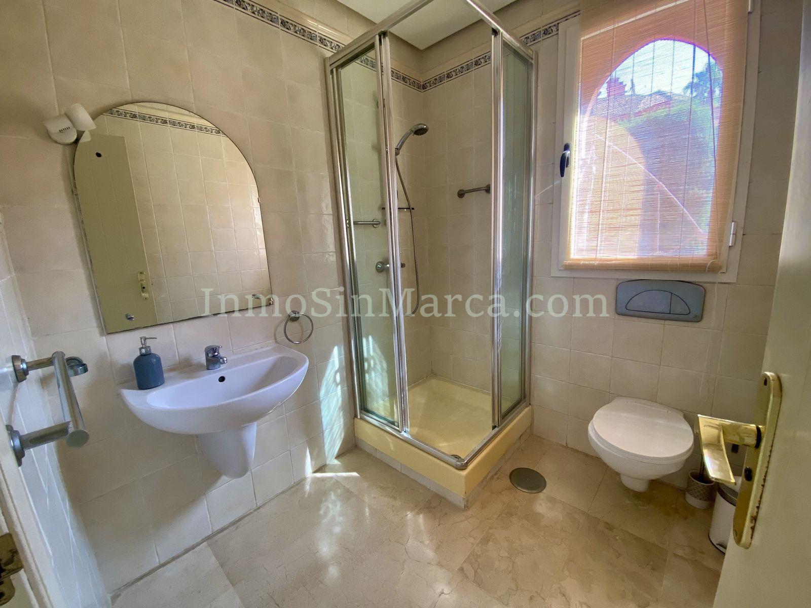 Apartamento Planta Media En Venta En Calahonda_14