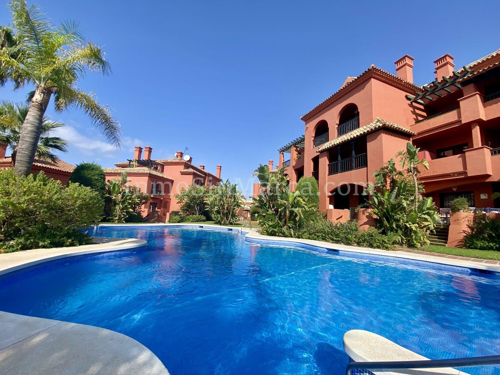 Apartamento Planta Media En Venta En Calahonda_20