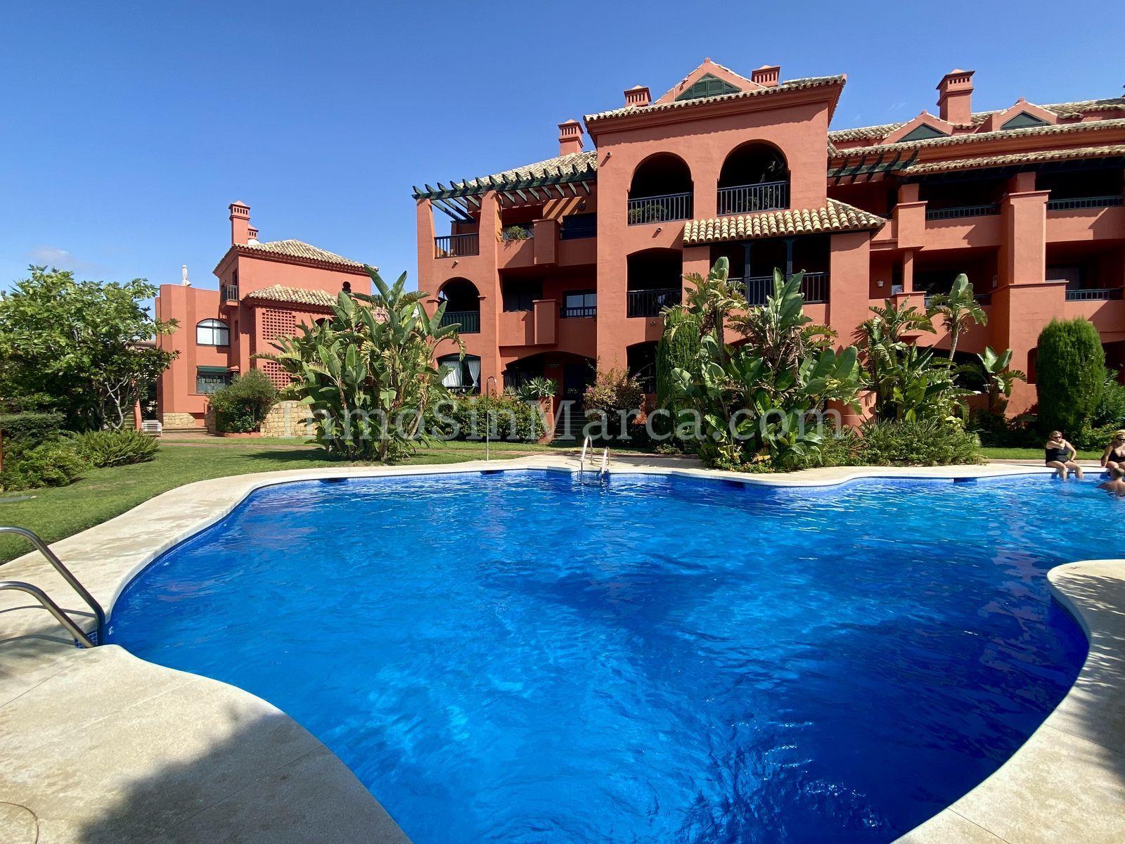 Apartamento Planta Media En Venta En Calahonda_26