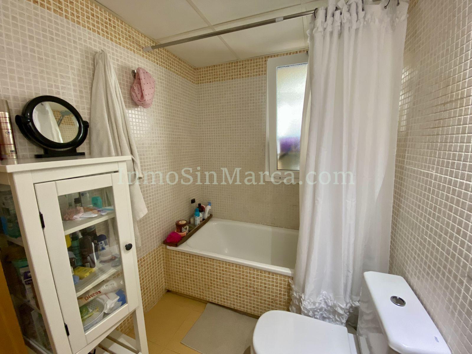 Apartamento Planta Media En Venta En El Pinillo_14